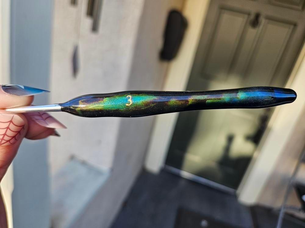 Mood Ring Crochet Hook