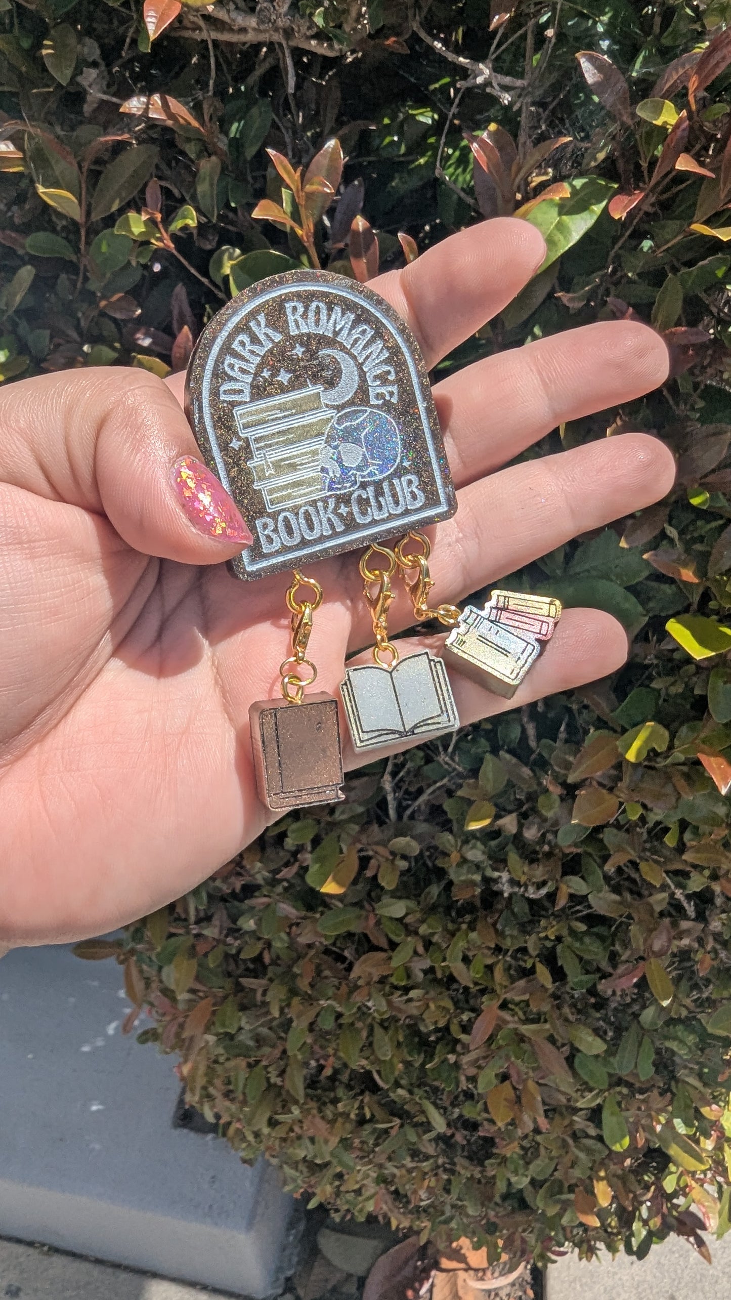Dark Romance Book Club Stitch Marker Pin
