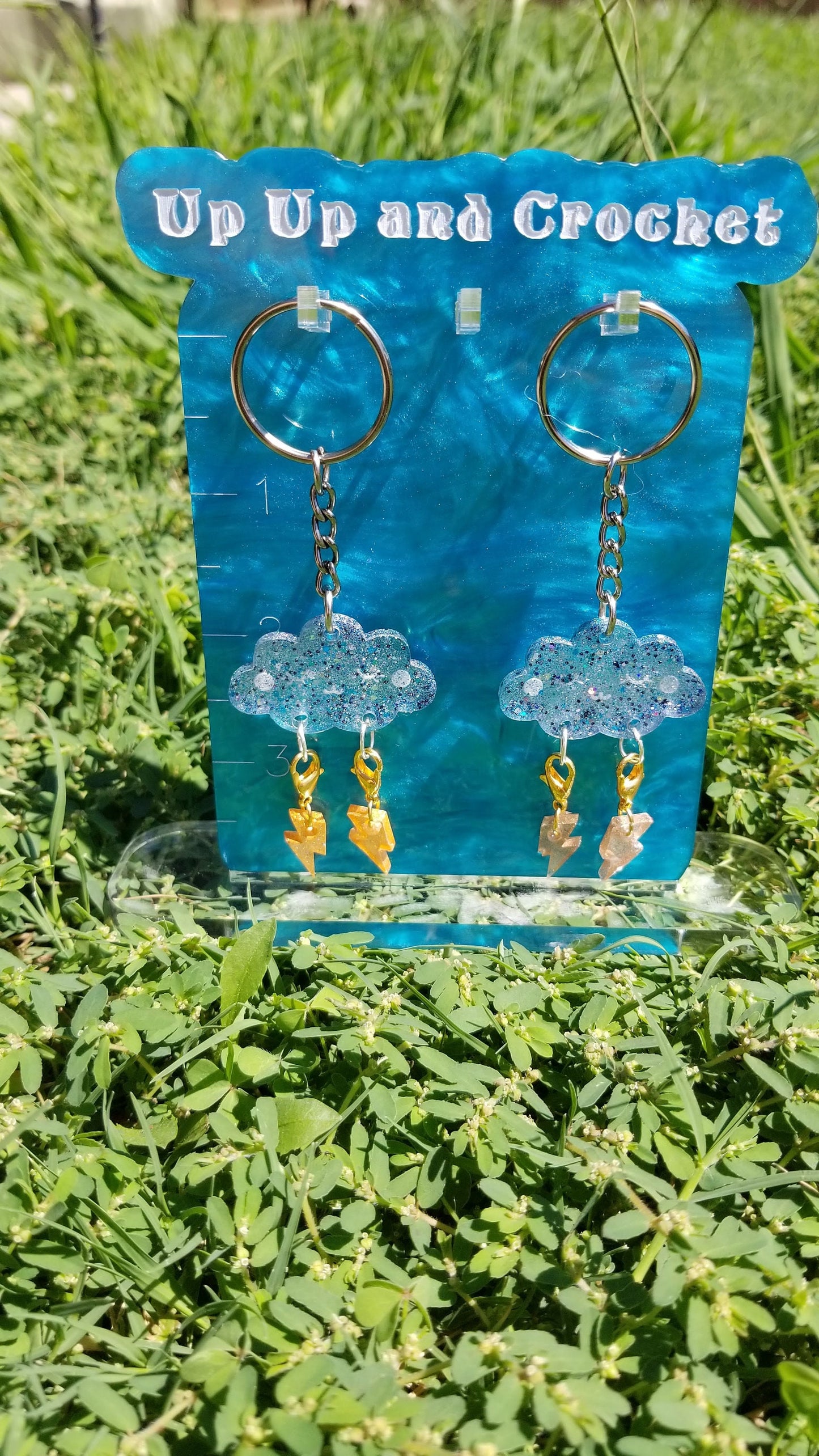 Holographic cloudy stitch marker keychain