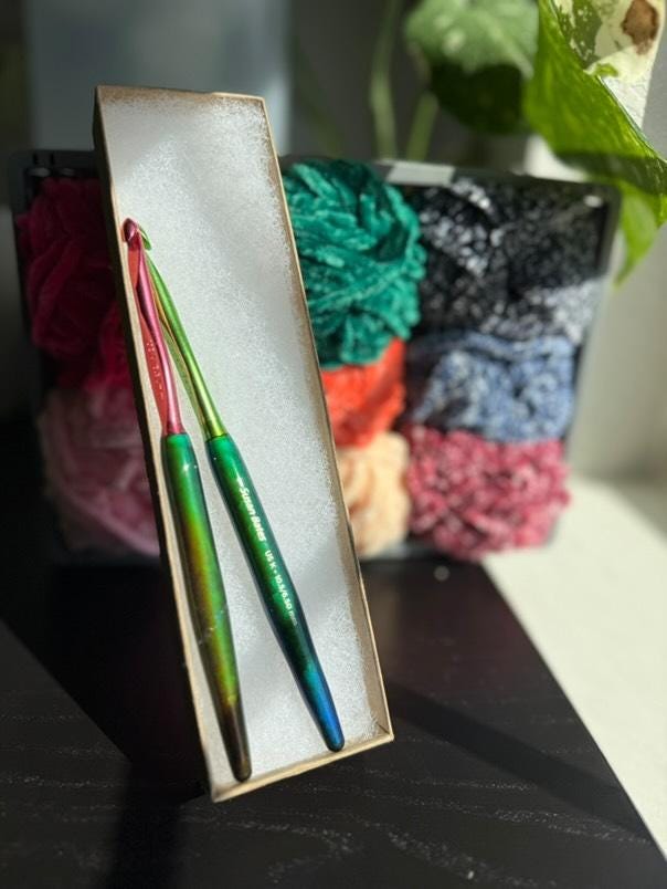 Mood Ring Crochet Hook Susan Bates - Color Changing Resin Crochet Hook