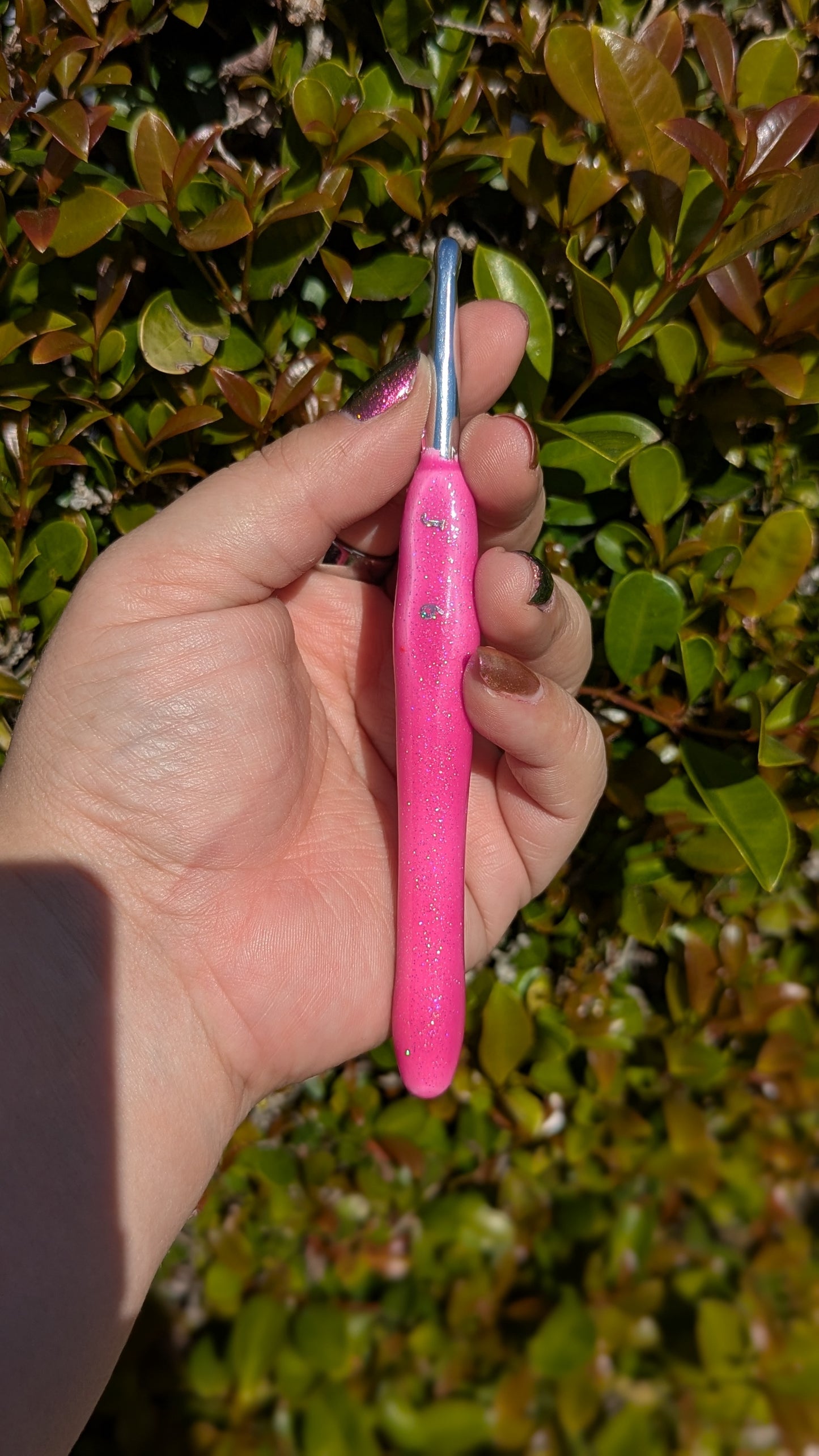 Purple to Pink Color Changing Glitter Crochet Hook