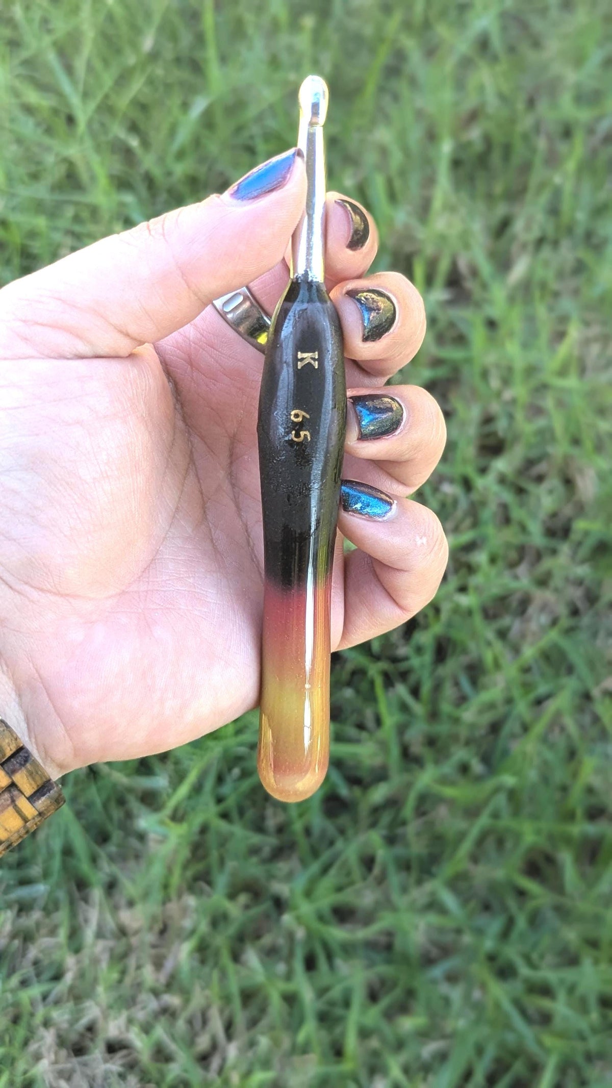 Black to Red to Yellow Color Changing Crochet Hook: Halloween Crochet Hook